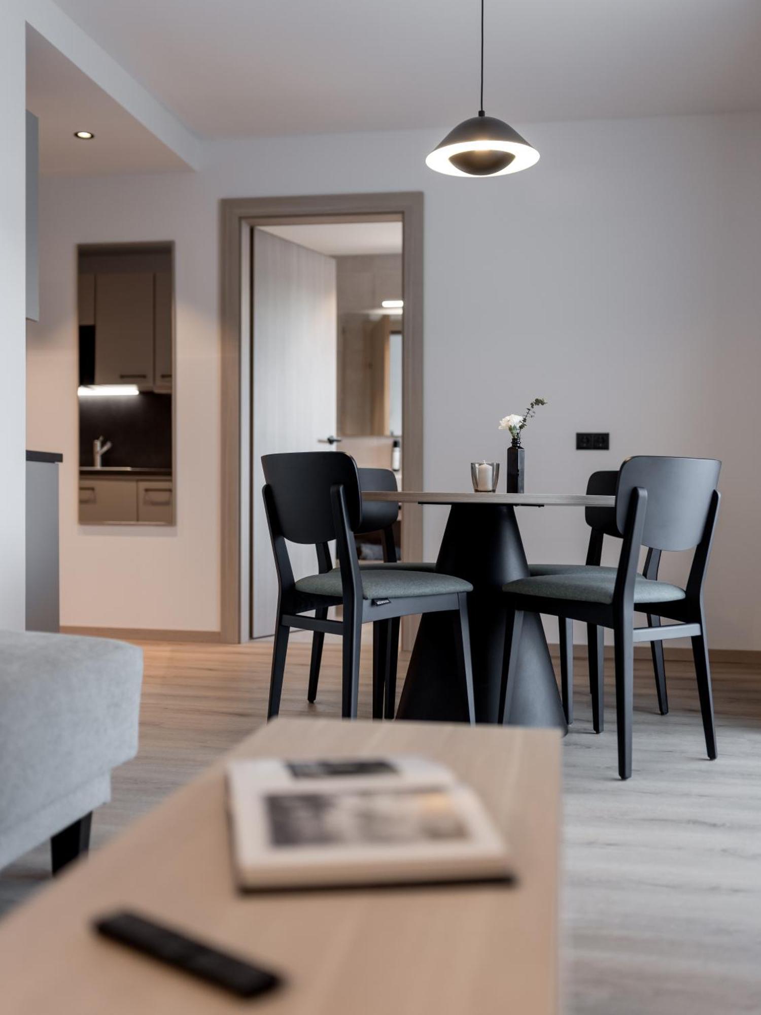 Aparthotel Tante Trude Oetz Ngoại thất bức ảnh